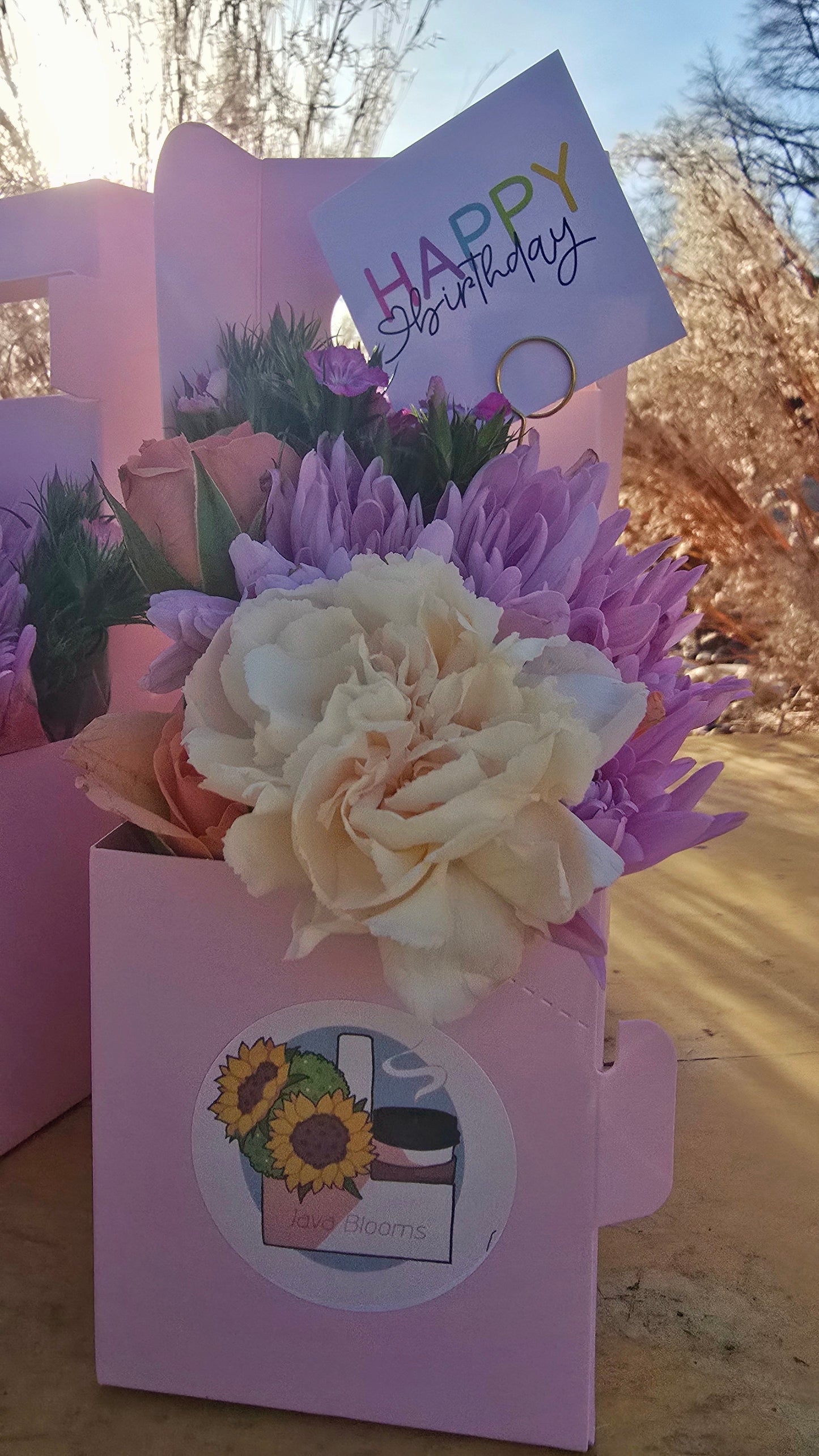 Bouquet w/ 20 oz beverage
